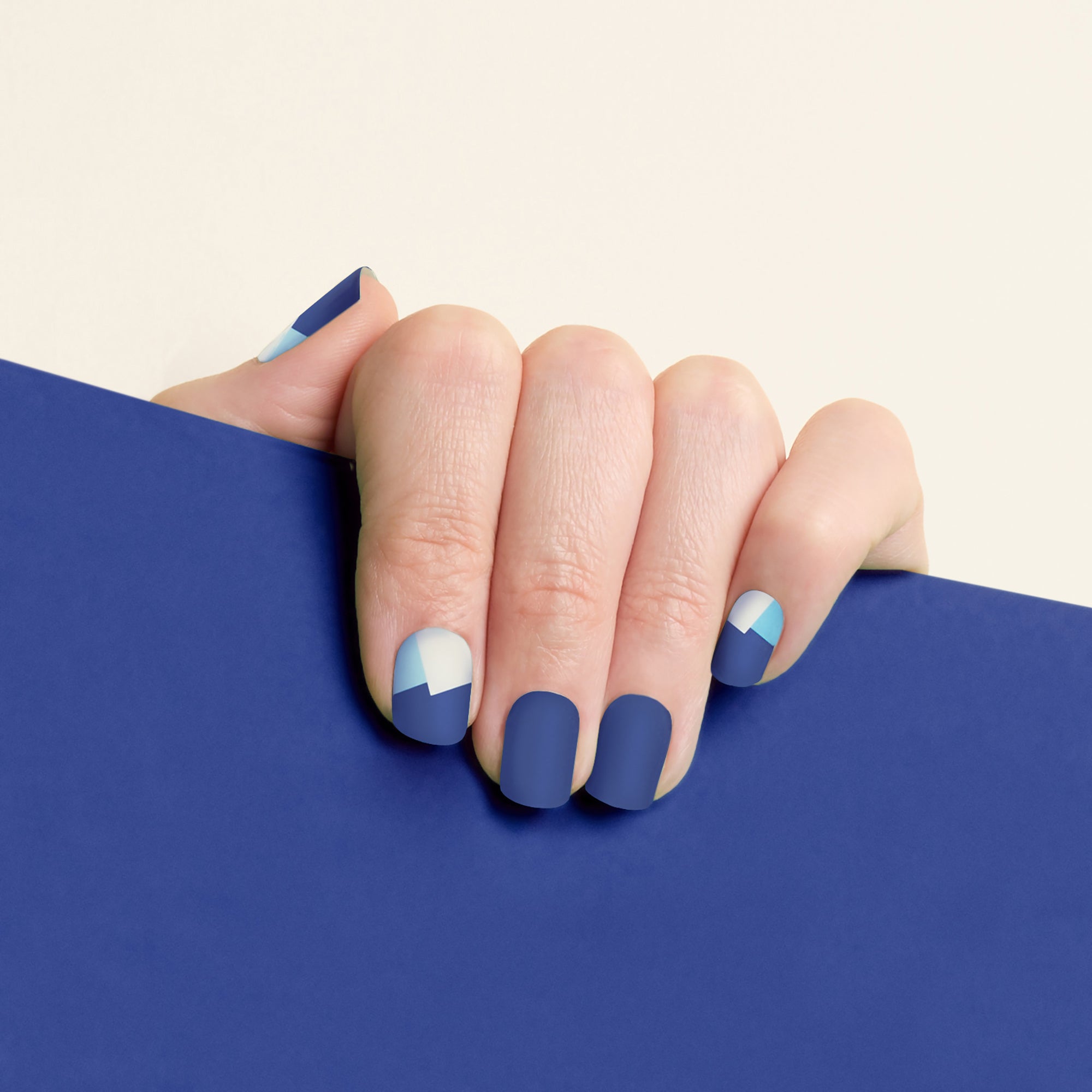 mesme Jess Navy & Blue 3+ Day UV-Free Gel Nail Wraps On Hand